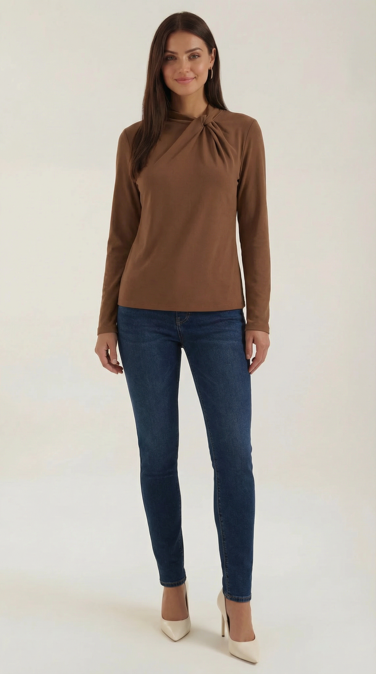 Bluse mit Knotendetail, Stehkragen und langen Ärmeln für Damen - Braun