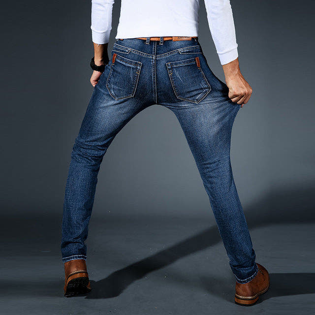 Jeans Herren aus elastischem Denim mit schmaler Passform