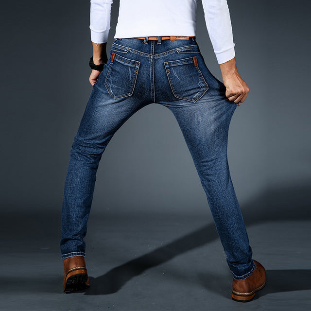 Jeans Herren aus elastischem Denim mit schmaler Passform