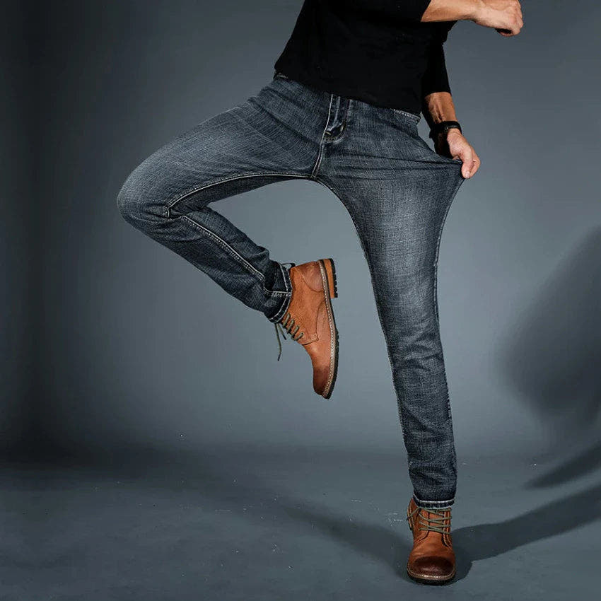 Jeans Herren aus elastischem Denim mit schmaler Passform