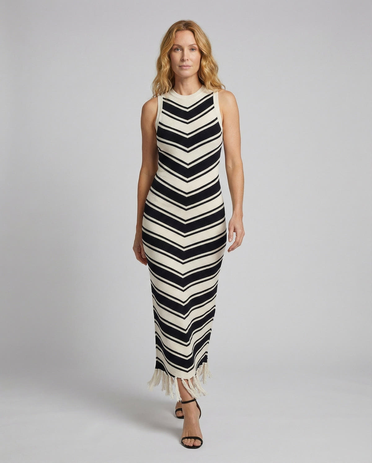 Strickkleid mit Chevron-Streifen und Fransensaum ohne Ärmel für Damen