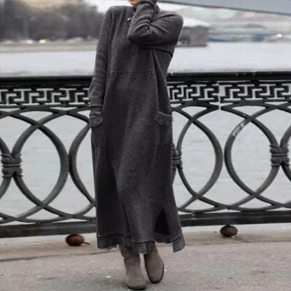 Strickkleid in Maxilänge mit Seitenschlitzen und Taschen für Damen