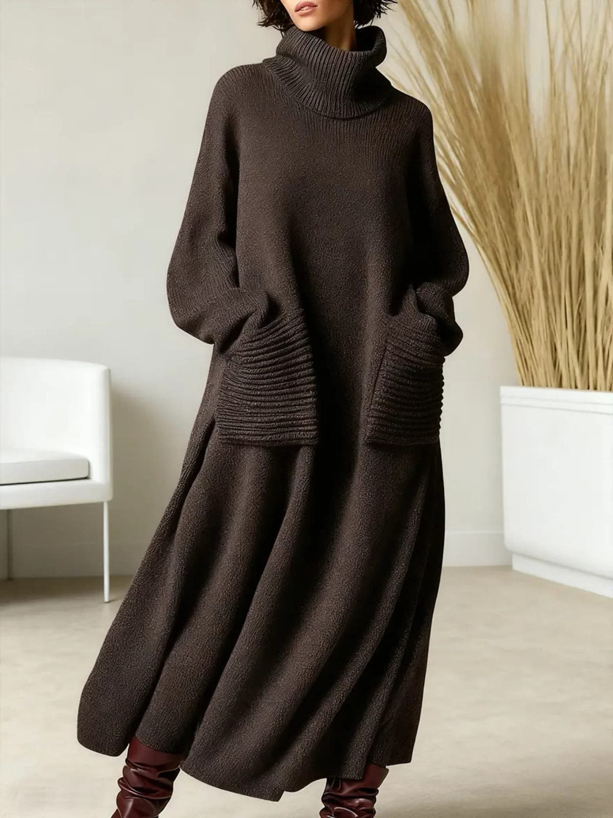 Langes Strickkleid mit Rollkragen und Taschen in Oversize für Damen