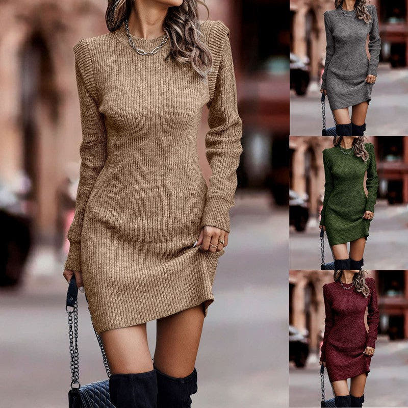 Strickkleid mit Schulterpolstern und Rundhalsausschnitt für Damen