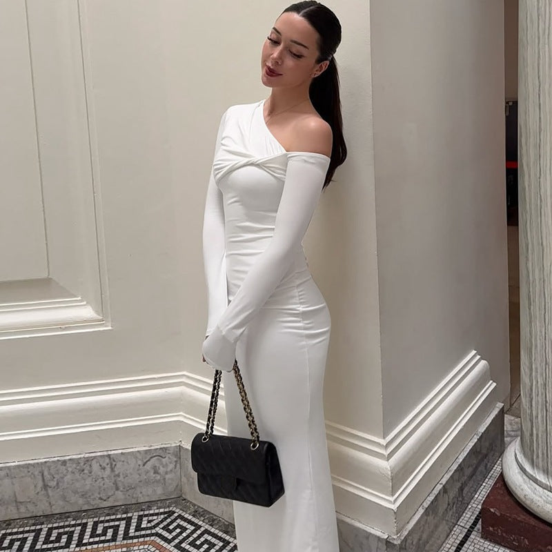 Kleid mit asymmetrischem Ausschnitt und Raffung für Damen