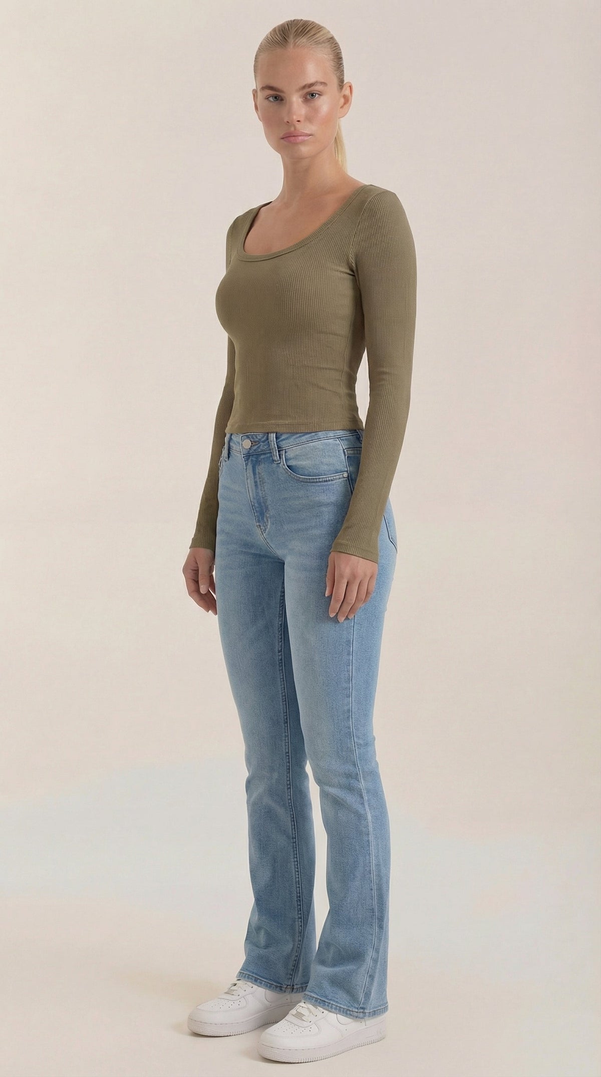 Langarmshirt mit U-Ausschnitt vorne und hinten für Damen