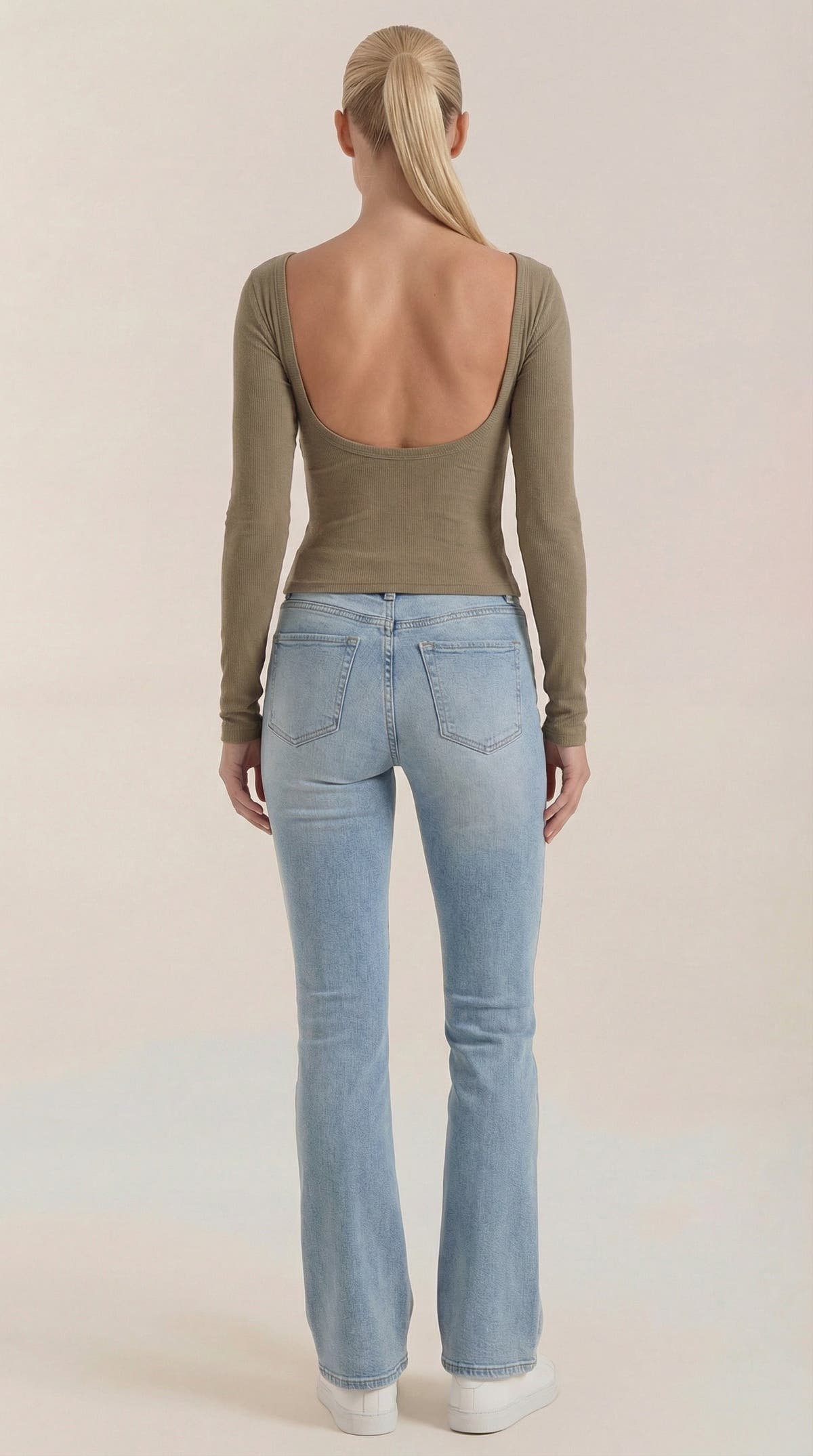 Langarmshirt mit U-Ausschnitt vorne und hinten für Damen