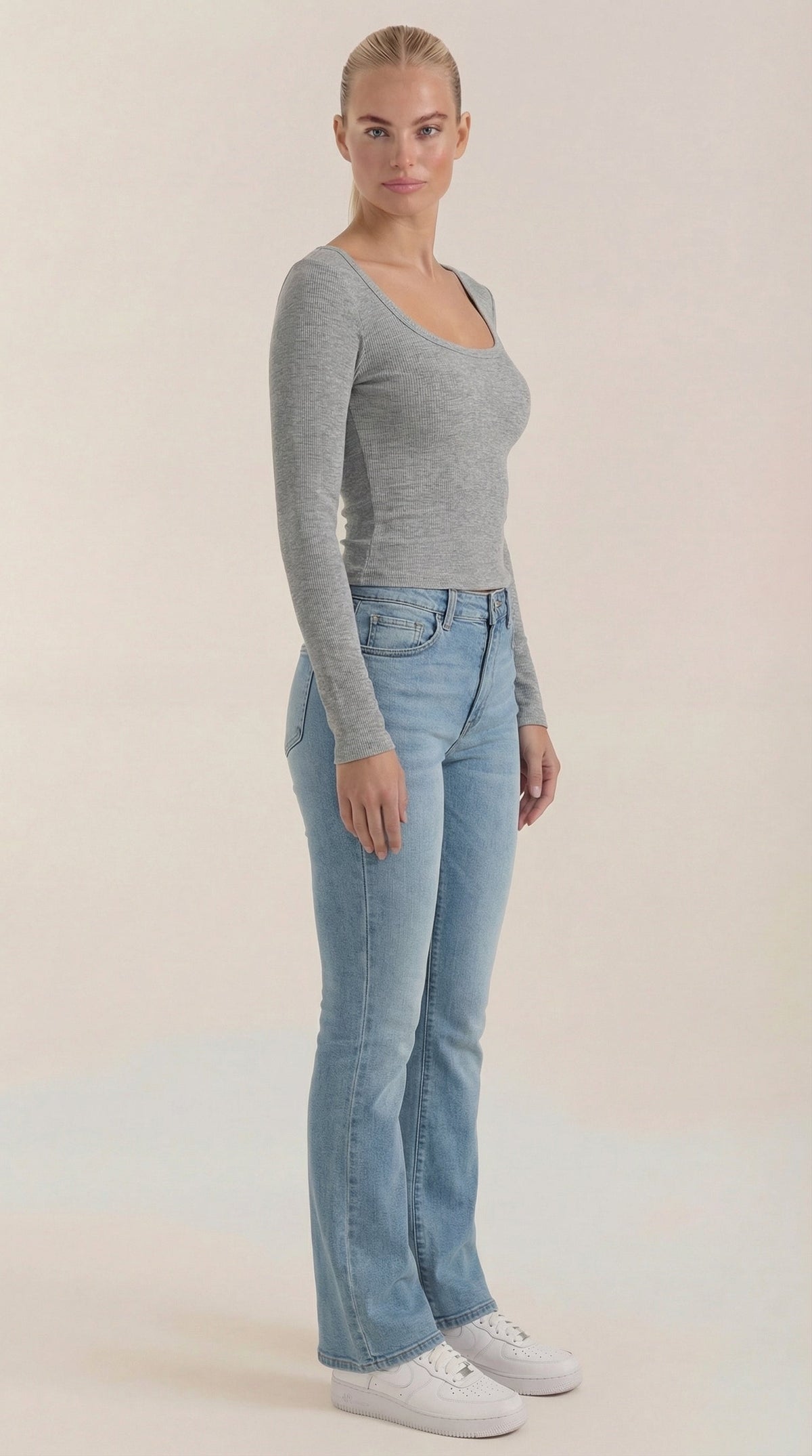 Langarmshirt mit U-Ausschnitt vorne und hinten für Damen