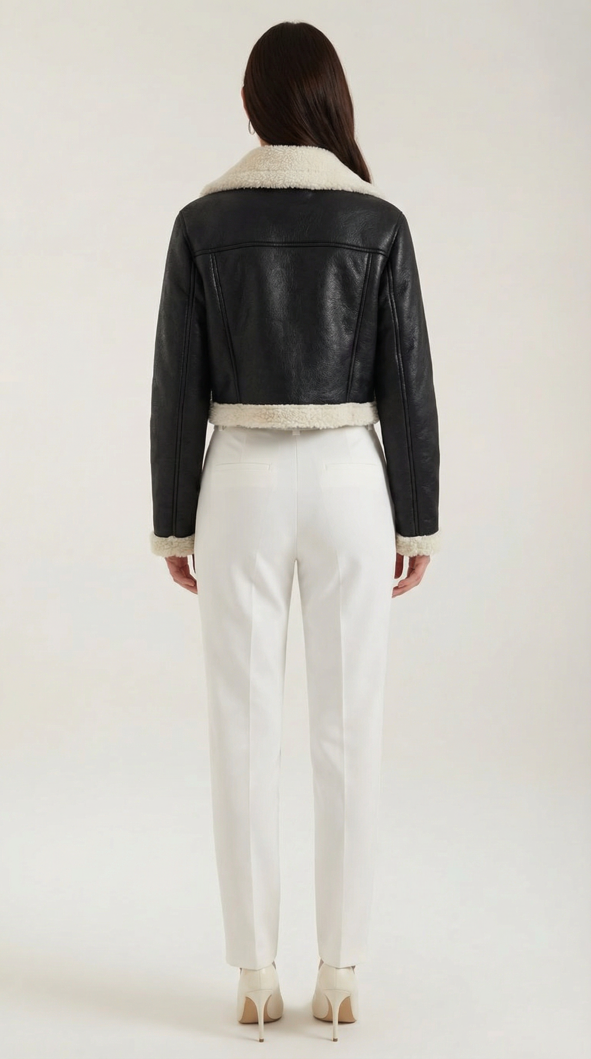 Jacke im Pilotenstil mit Kunstfellbesatz und kurzem Schnitt für Damen