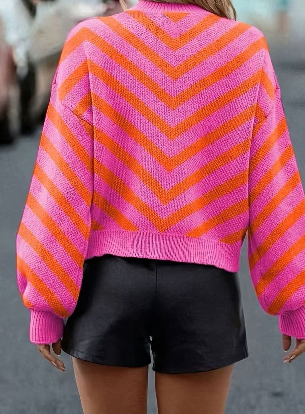 Pullover mit Chevron-Streifen und Puffärmeln