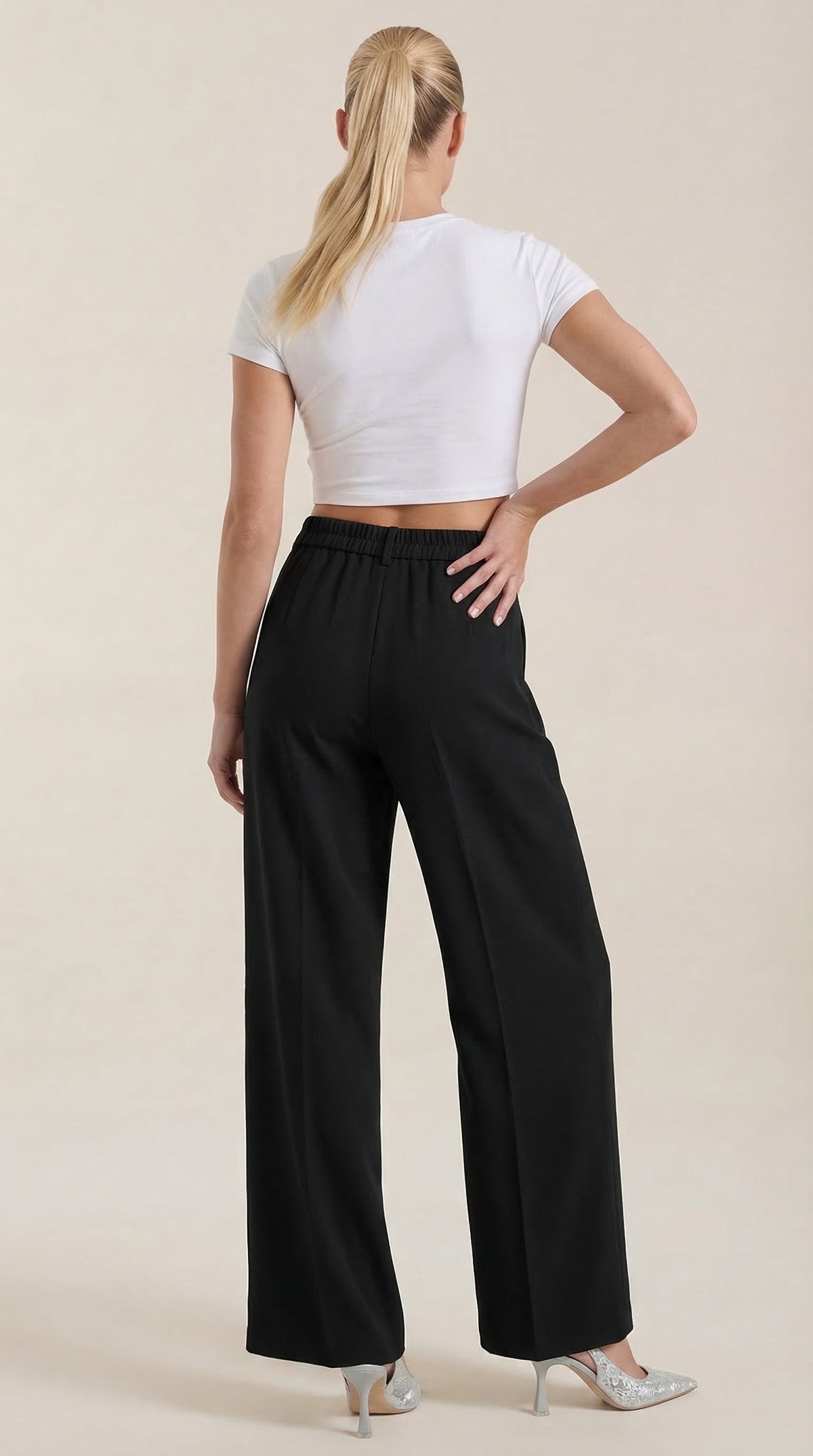 Stoffhose mit hohem Bund, Bundfalten und weitem Bein für Damen