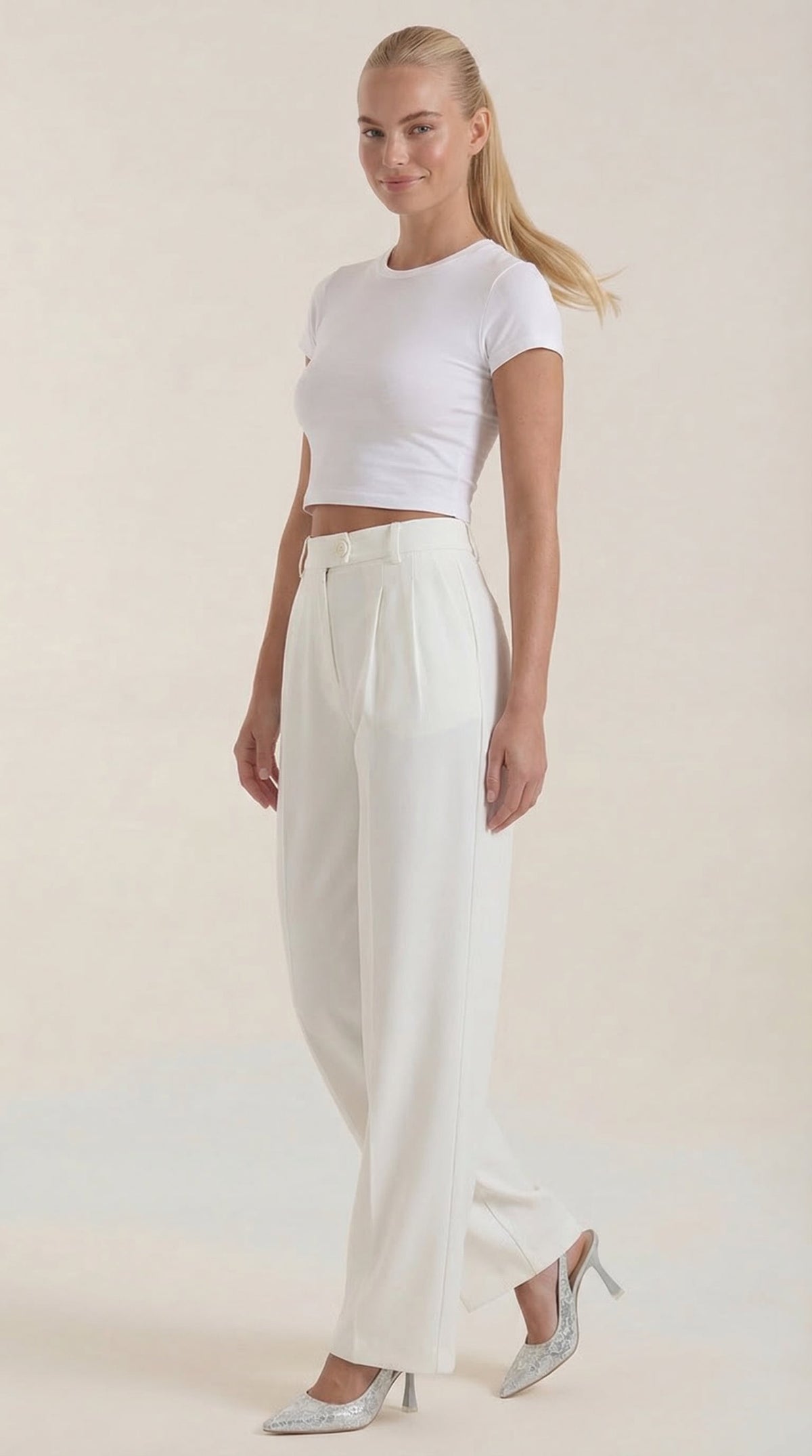 Stoffhose mit hohem Bund, Bundfalten und weitem Bein für Damen