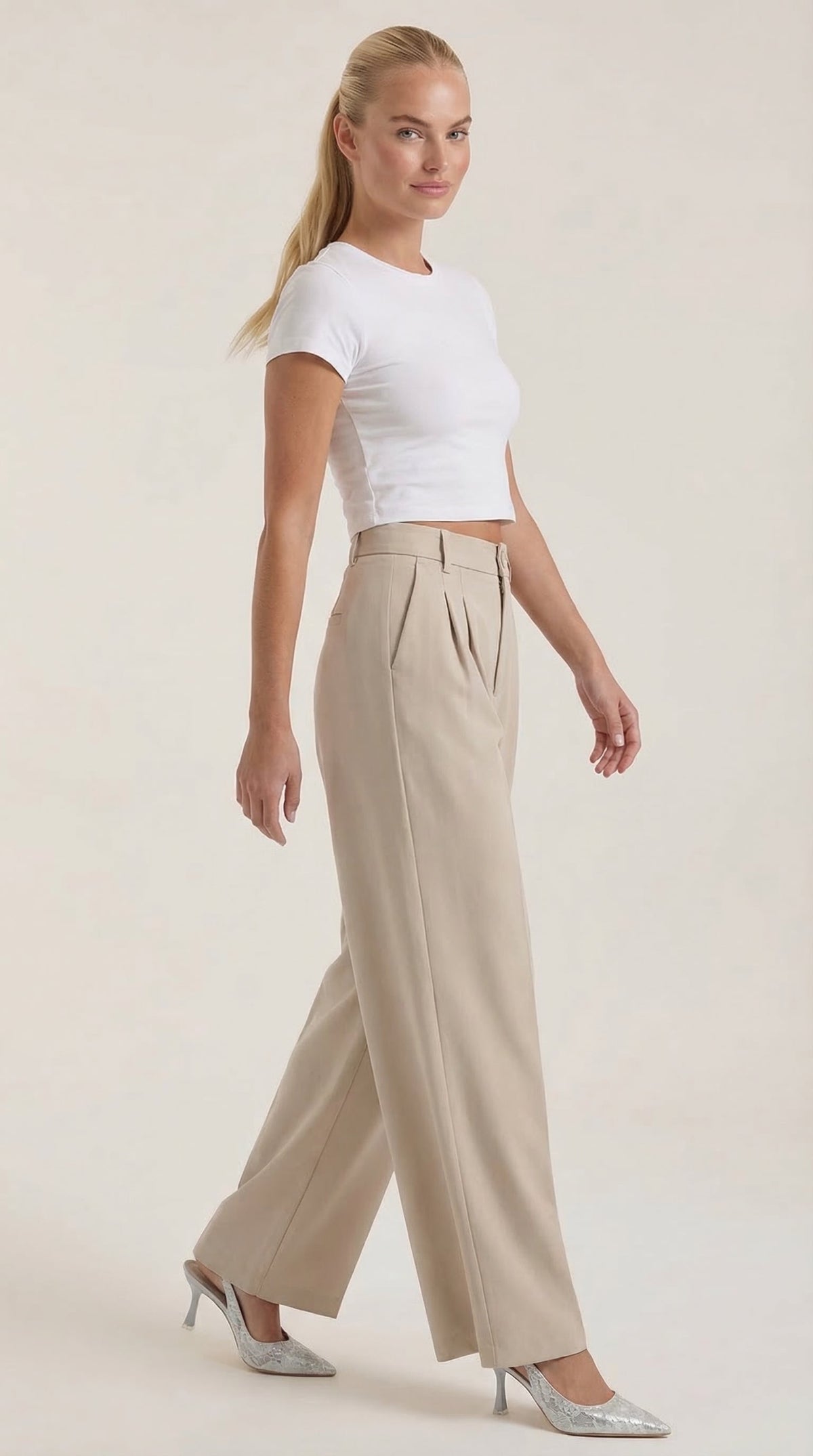 Stoffhose mit hohem Bund, Bundfalten und weitem Bein für Damen