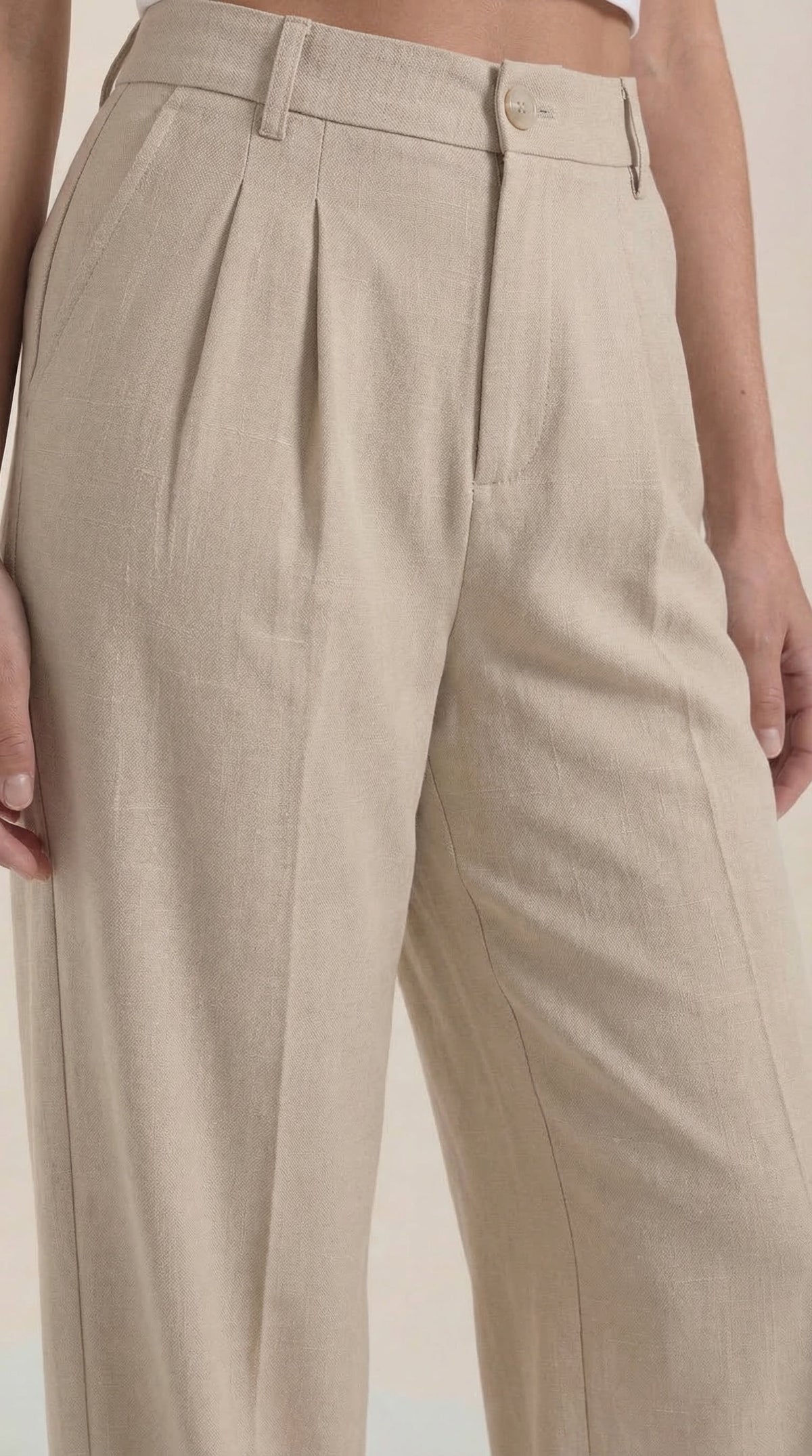 Stoffhose mit hohem Bund, Bundfalten und weitem Bein für Damen