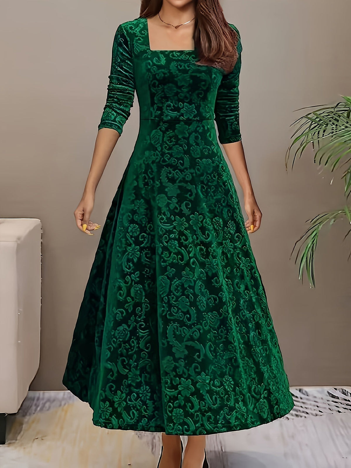Samtkleid Damen tailliert und festlich mit Blumenmuster