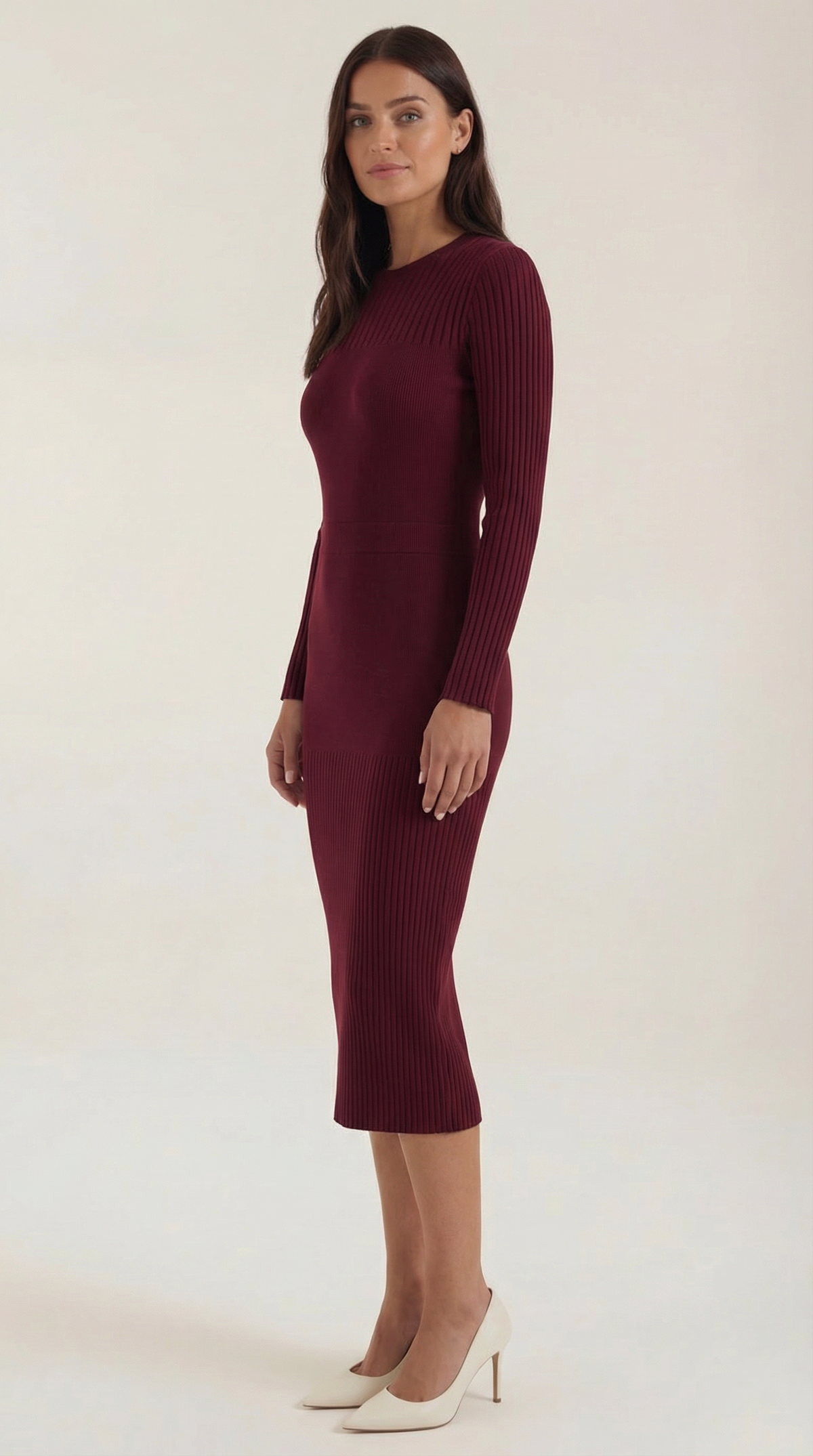 Midikleid in Rippstrick mit Rundhals und langen Ärmeln für Damen