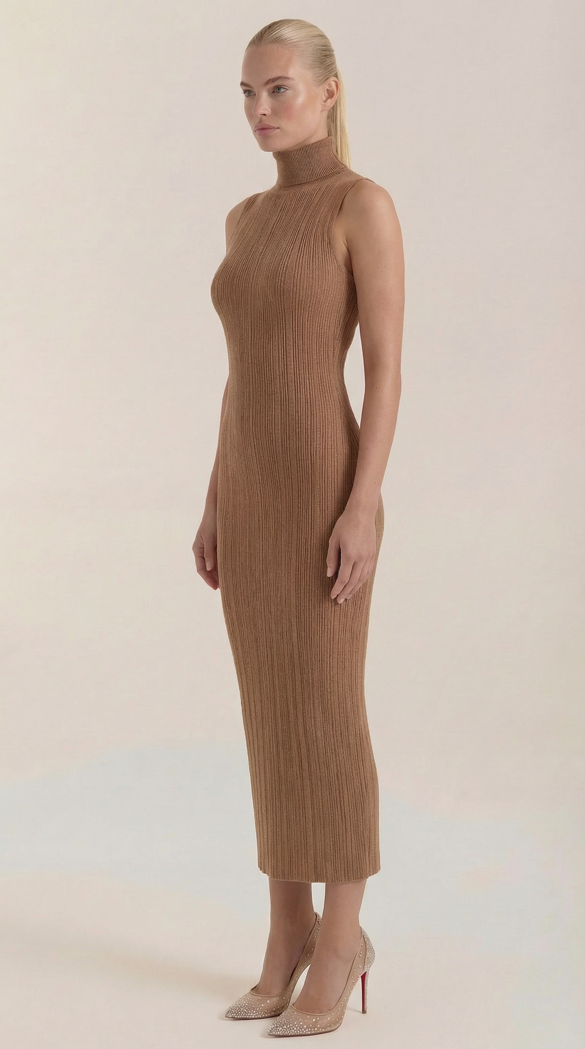 Langes Kleid in Rippstrick mit Stehkragen ohne Ärmel für Damen