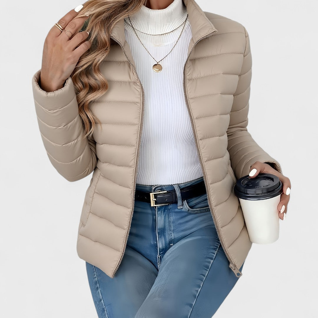 Steppjacke Damen leicht, hüftlang mit Stehkragen