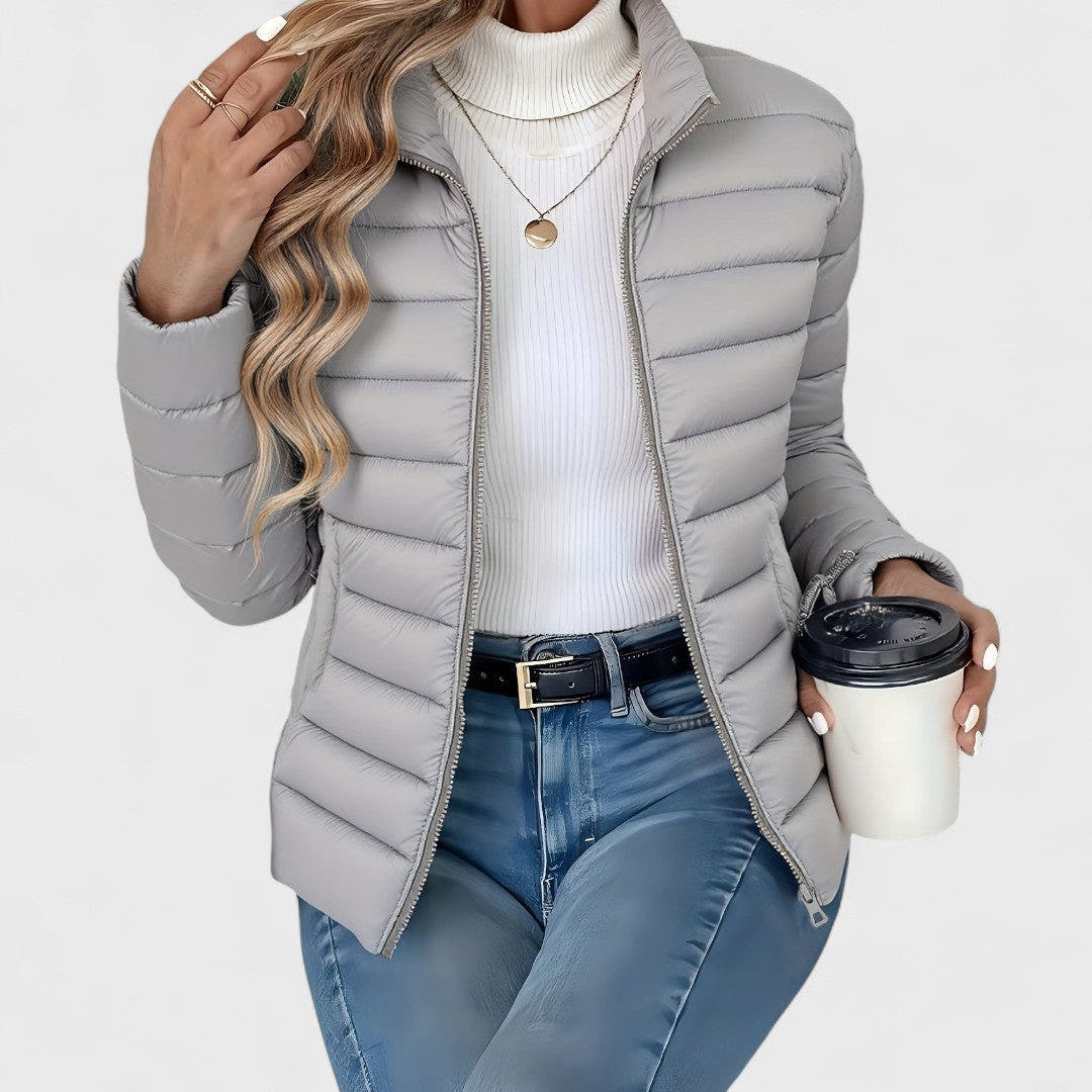 Steppjacke Damen leicht, hüftlang mit Stehkragen