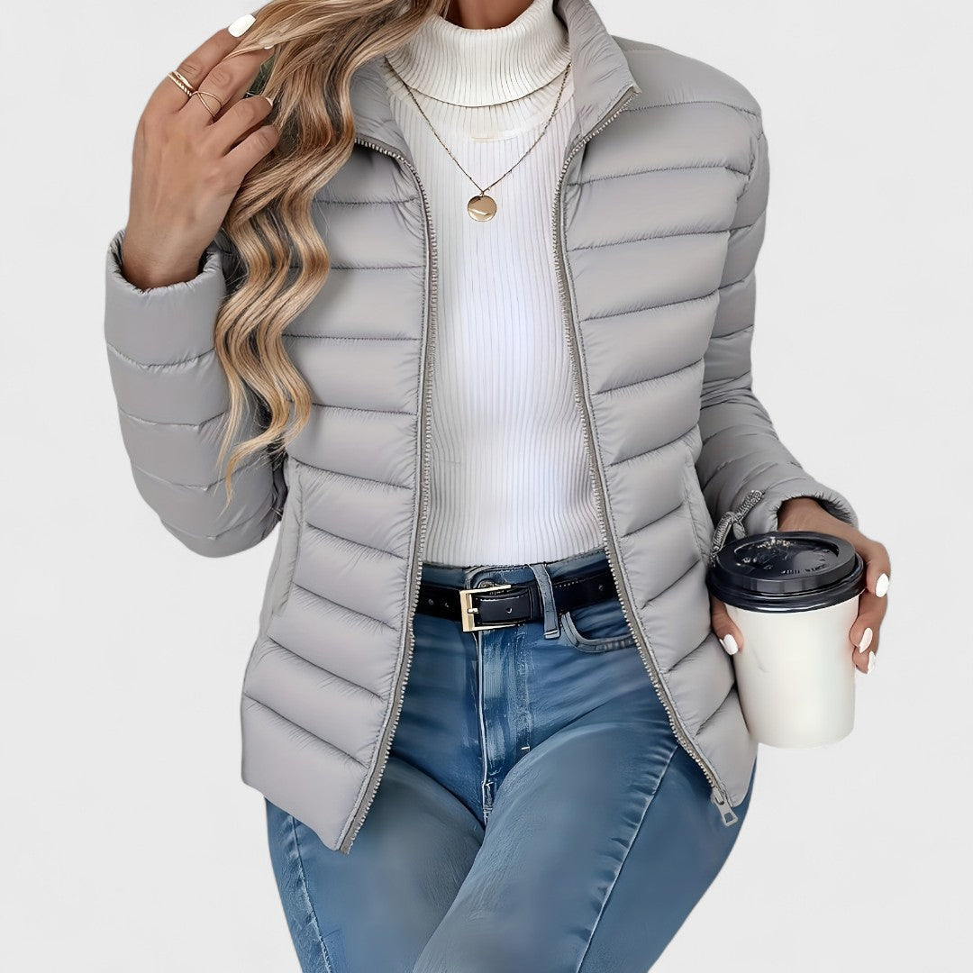 Steppjacke Damen leicht, hüftlang mit Stehkragen