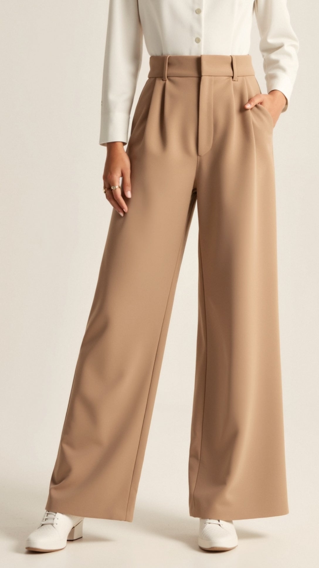Stoffhose Damen hochtailliert mit weitem Bein und Bundfalten