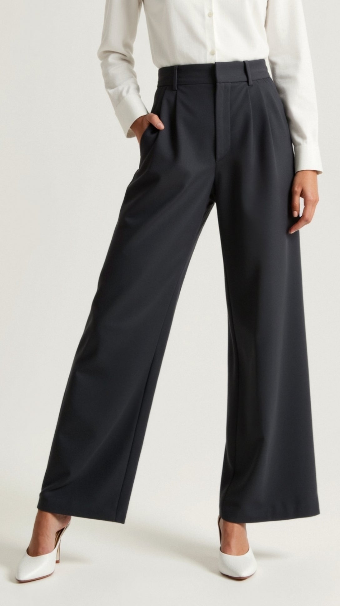 Stoffhose Damen hochtailliert mit weitem Bein und Bundfalten