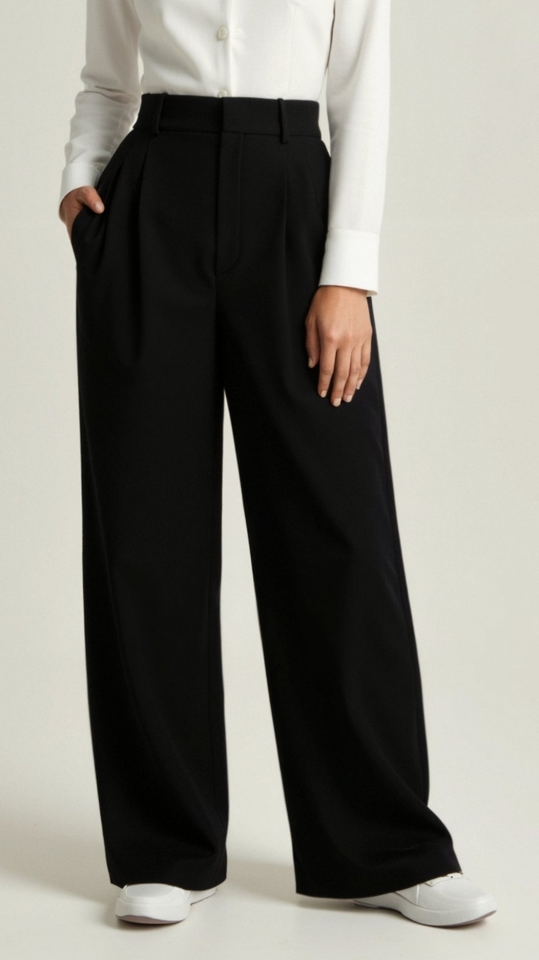 Stoffhose Damen hochtailliert mit weitem Bein und Bundfalten