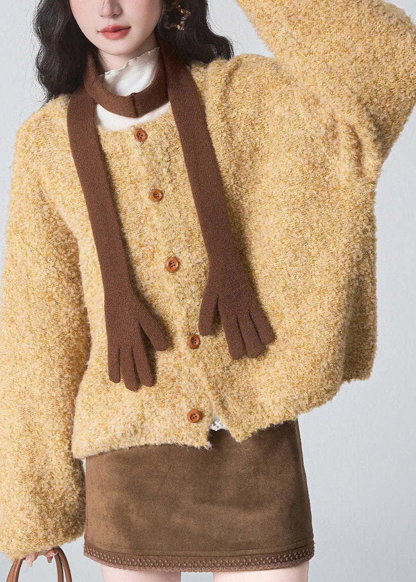 Strickjacke Damen locker geschnitten mit Rundhalsausschnitt und Langarm