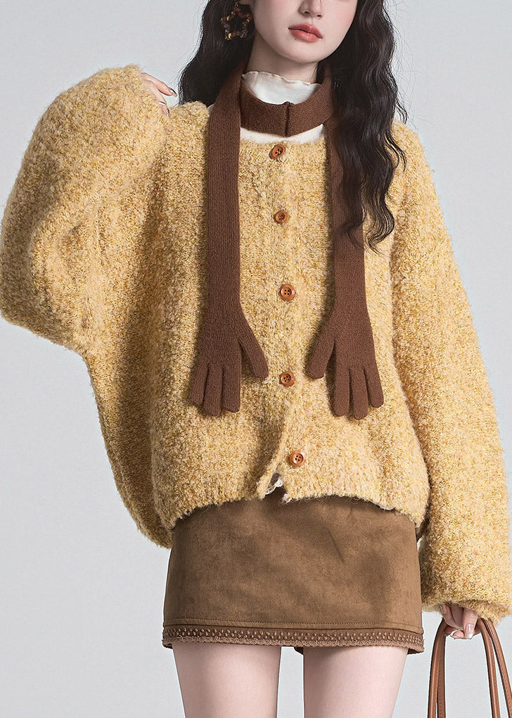 Strickjacke Damen locker geschnitten mit Rundhalsausschnitt und Langarm