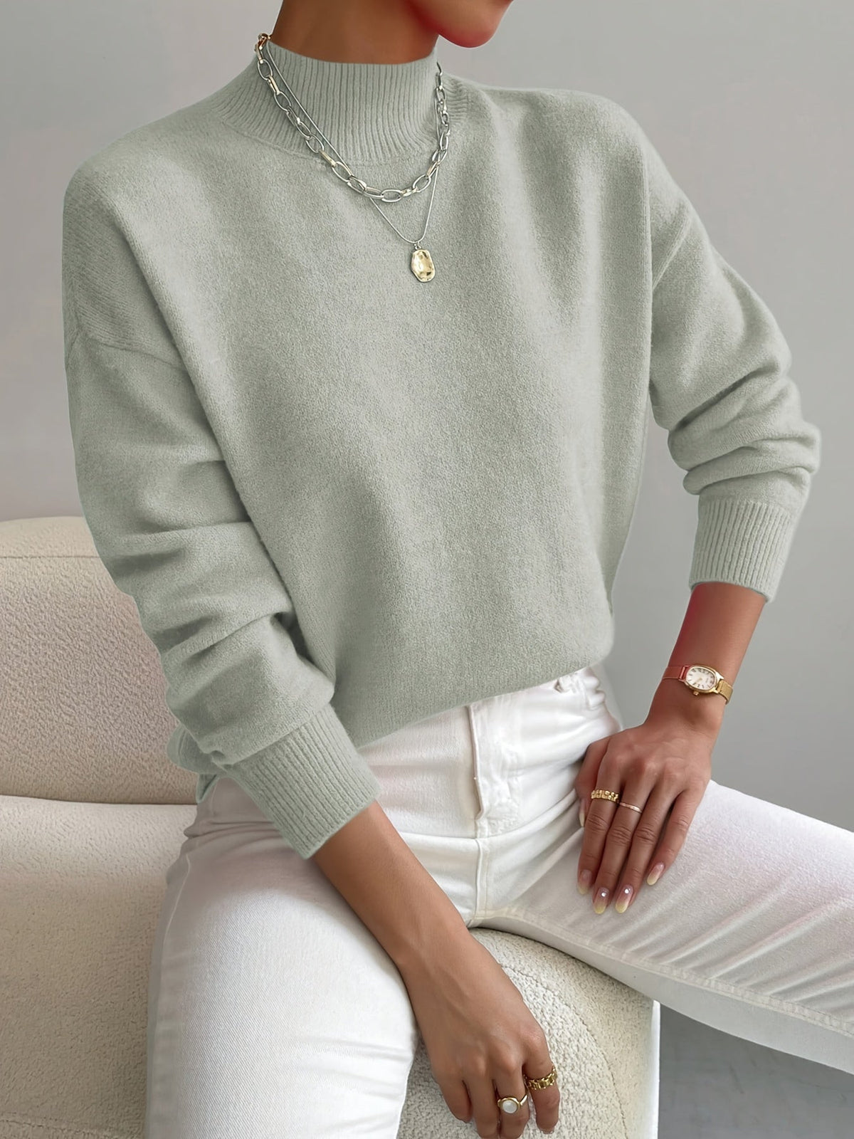 Strickpullover Damen aus flauschigem Feinstrick mit Stehkragen und überschnittenen Schultern