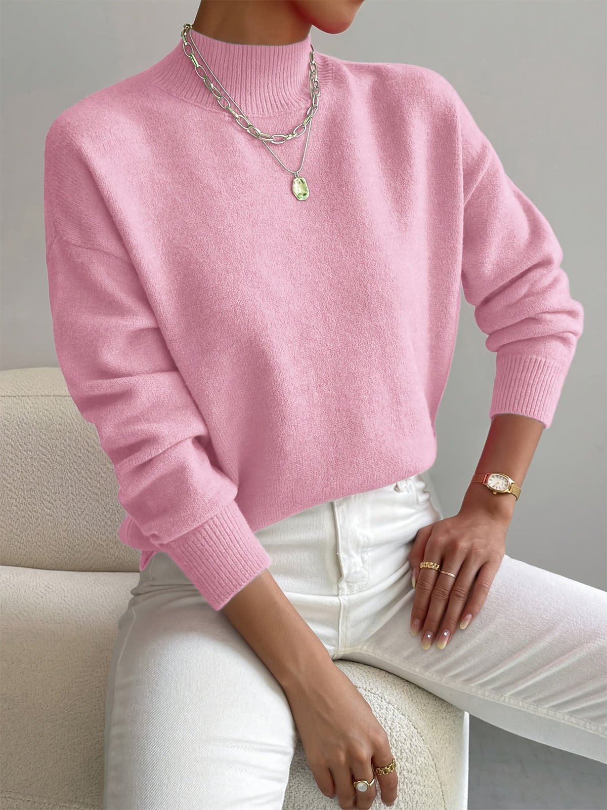Strickpullover Damen aus flauschigem Feinstrick mit Stehkragen und überschnittenen Schultern