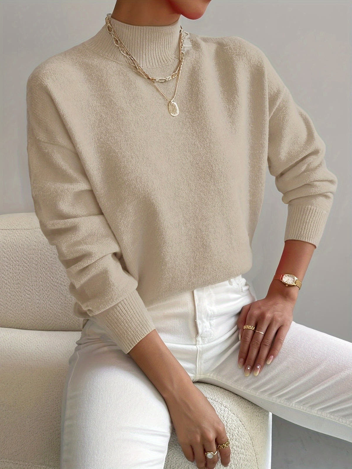 Strickpullover Damen aus flauschigem Feinstrick mit Stehkragen und überschnittenen Schultern