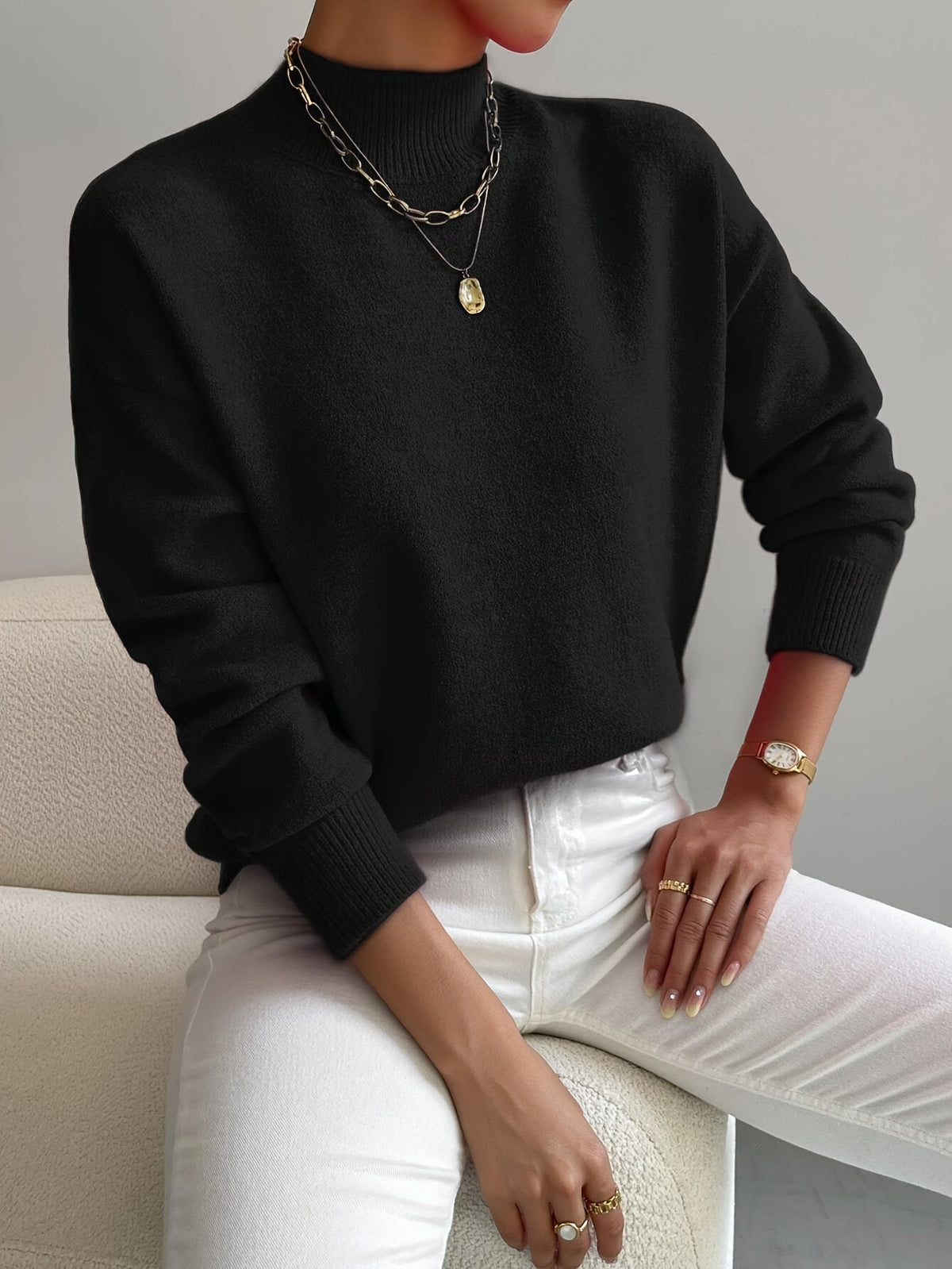 Strickpullover Damen aus flauschigem Feinstrick mit Stehkragen und überschnittenen Schultern
