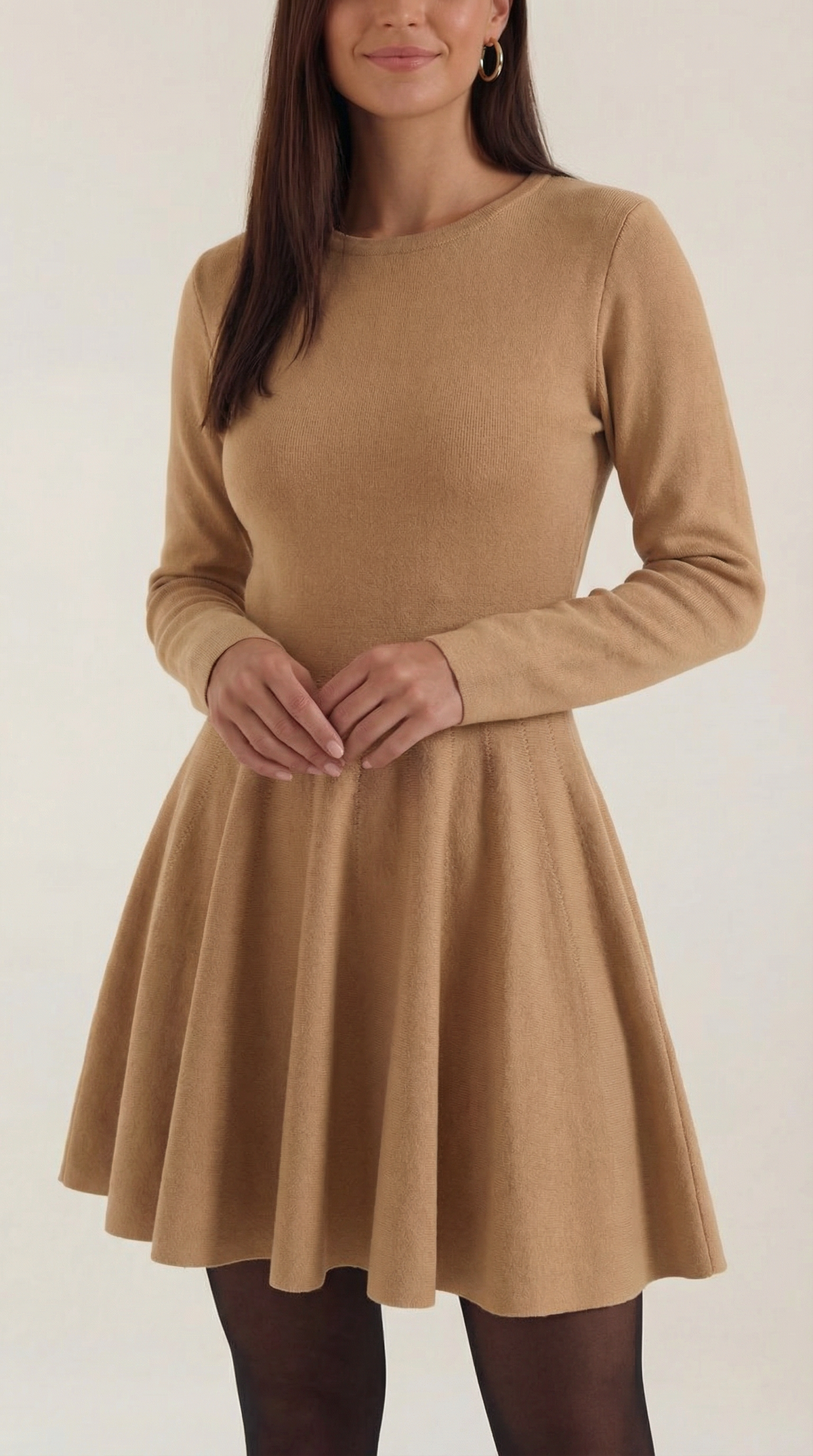 Kurzes Kleid mit Plisseerock und Rundhalsausschnitt für Damen