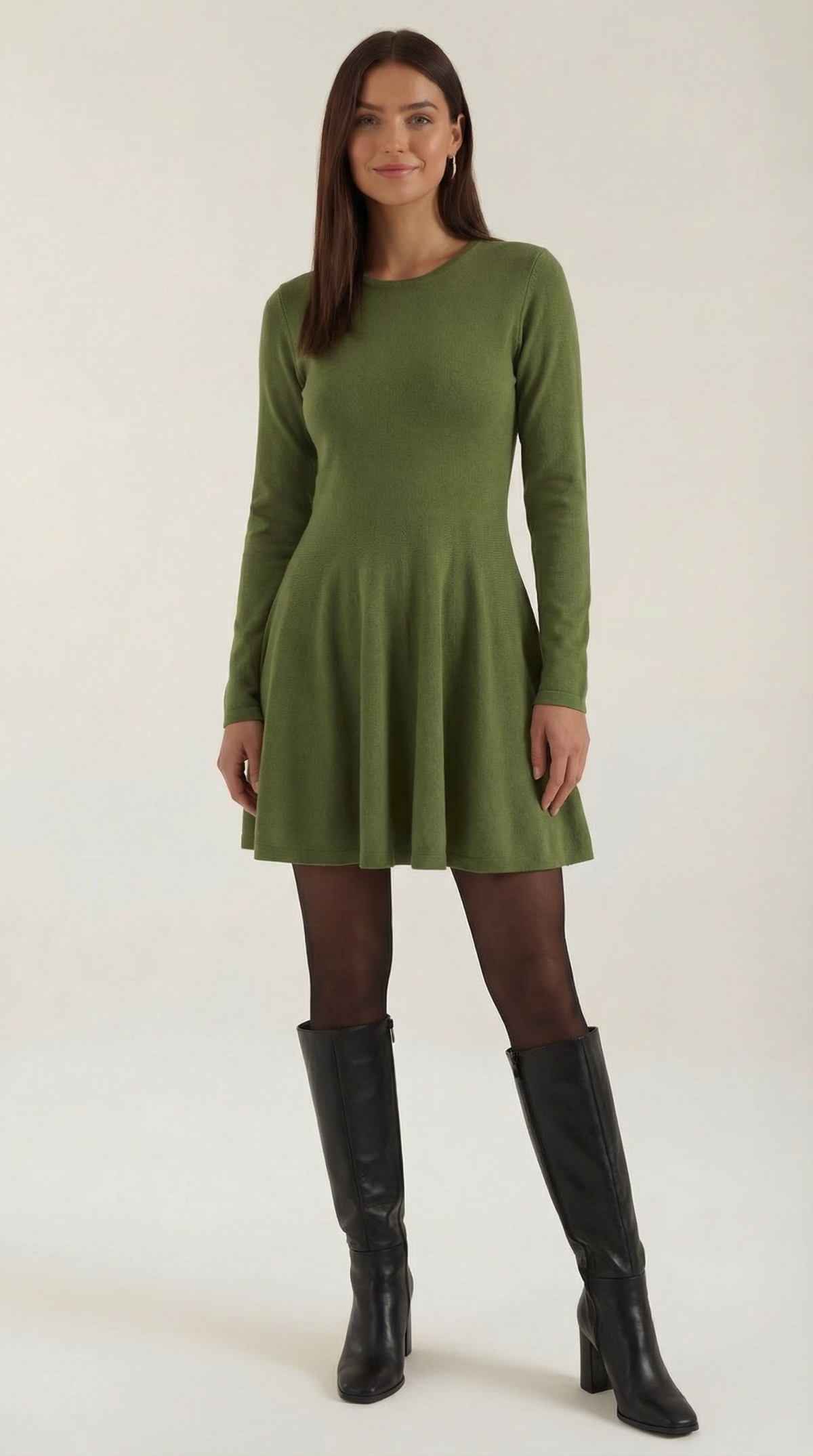 Kurzes Kleid mit Plisseerock und Rundhalsausschnitt für Damen - Grün
