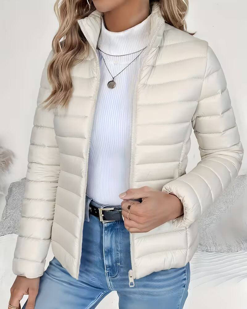 Steppjacke mit Stehkragen und durchgehendem Reissverschluss