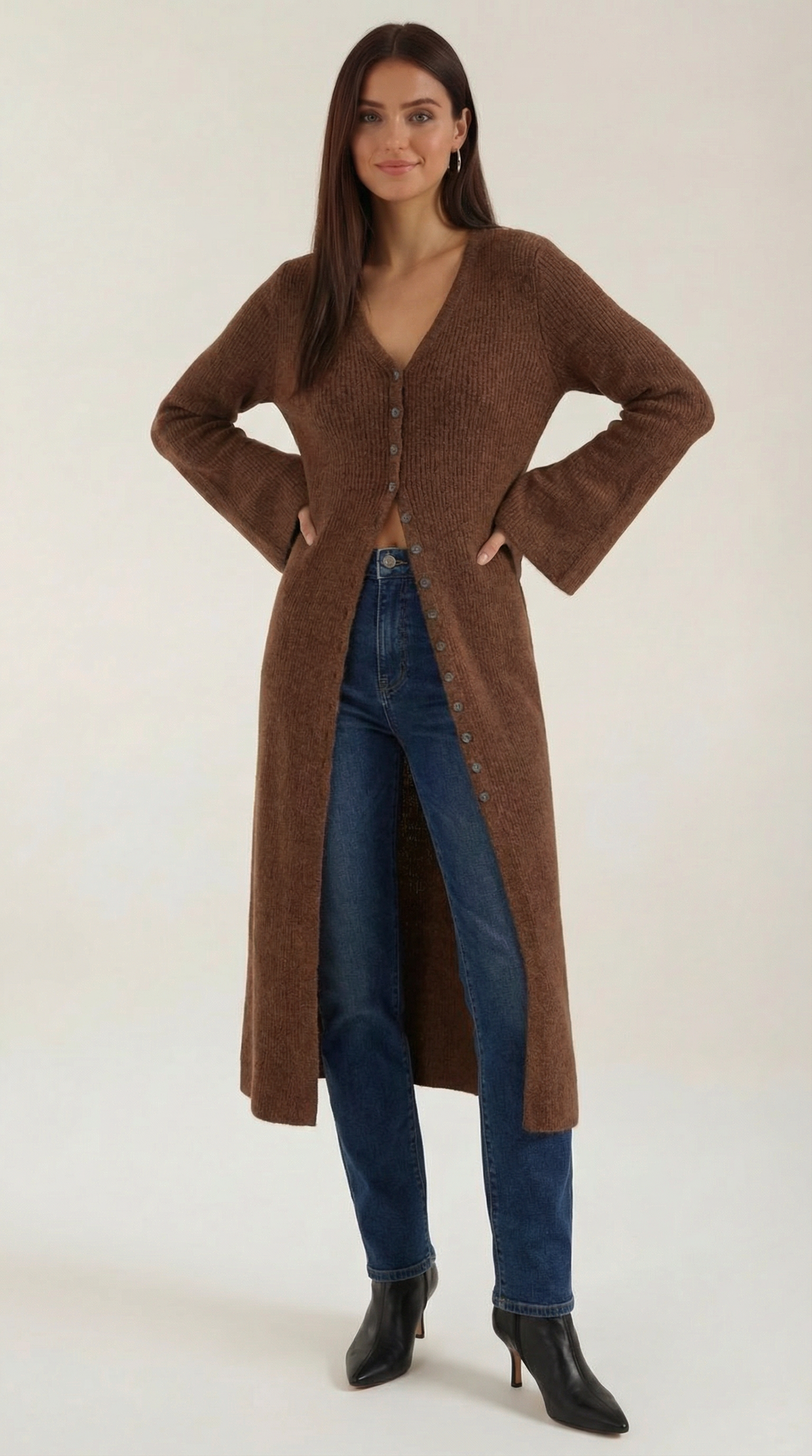 Lange Strickjacke mit Rippstruktur und V-Ausschnitt für Damen - Braun