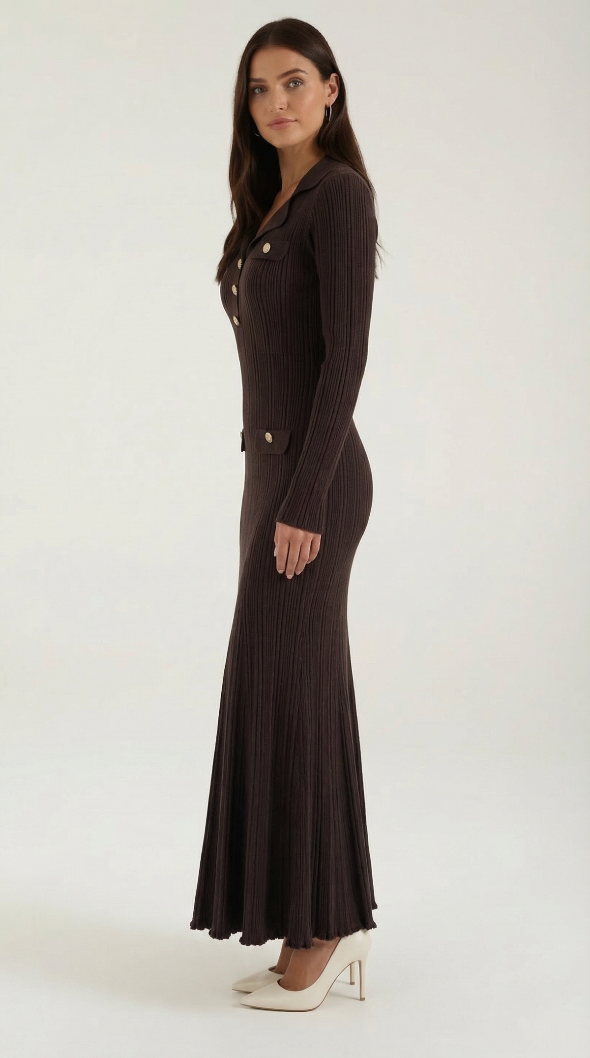 Strickkleid mit Polokragen und goldfarbenen Knöpfen für Damen