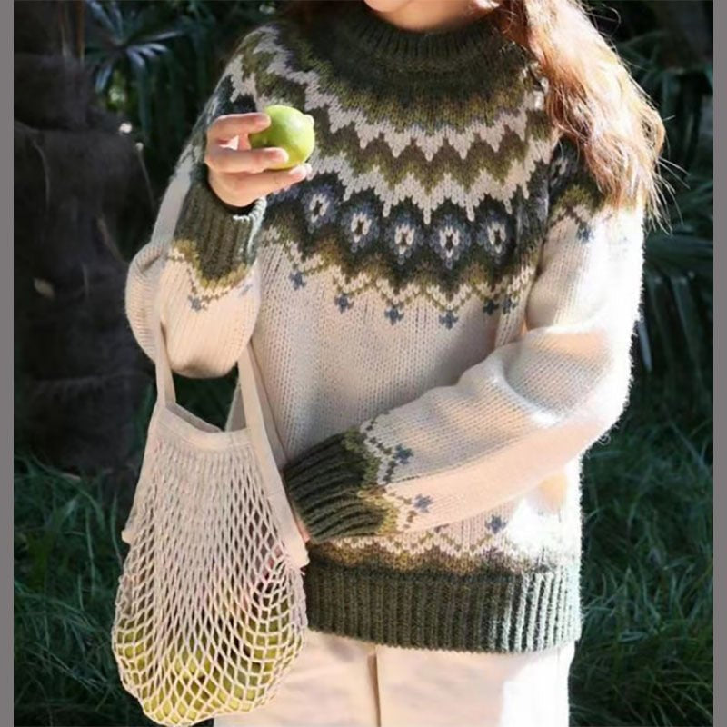 Weihnachtspullover Damen aus Strick mit winterlichem Muster