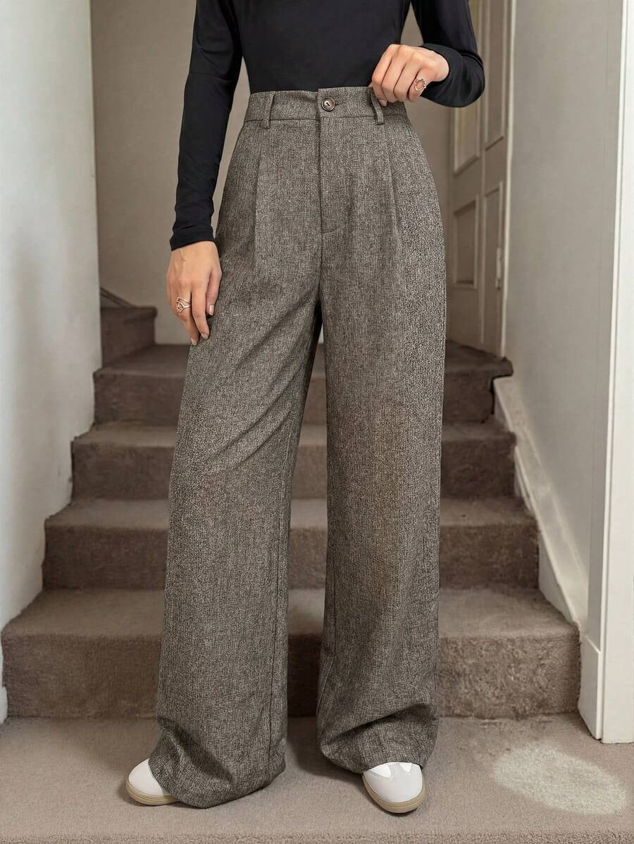 Stoffhose mit Bundfalten und weitem Bein