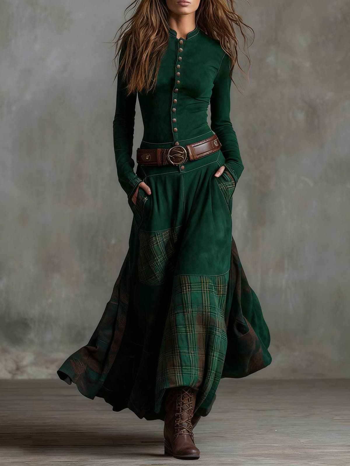Langes Kleid mit Karo-Einsätzen und Knopfleiste für Damen