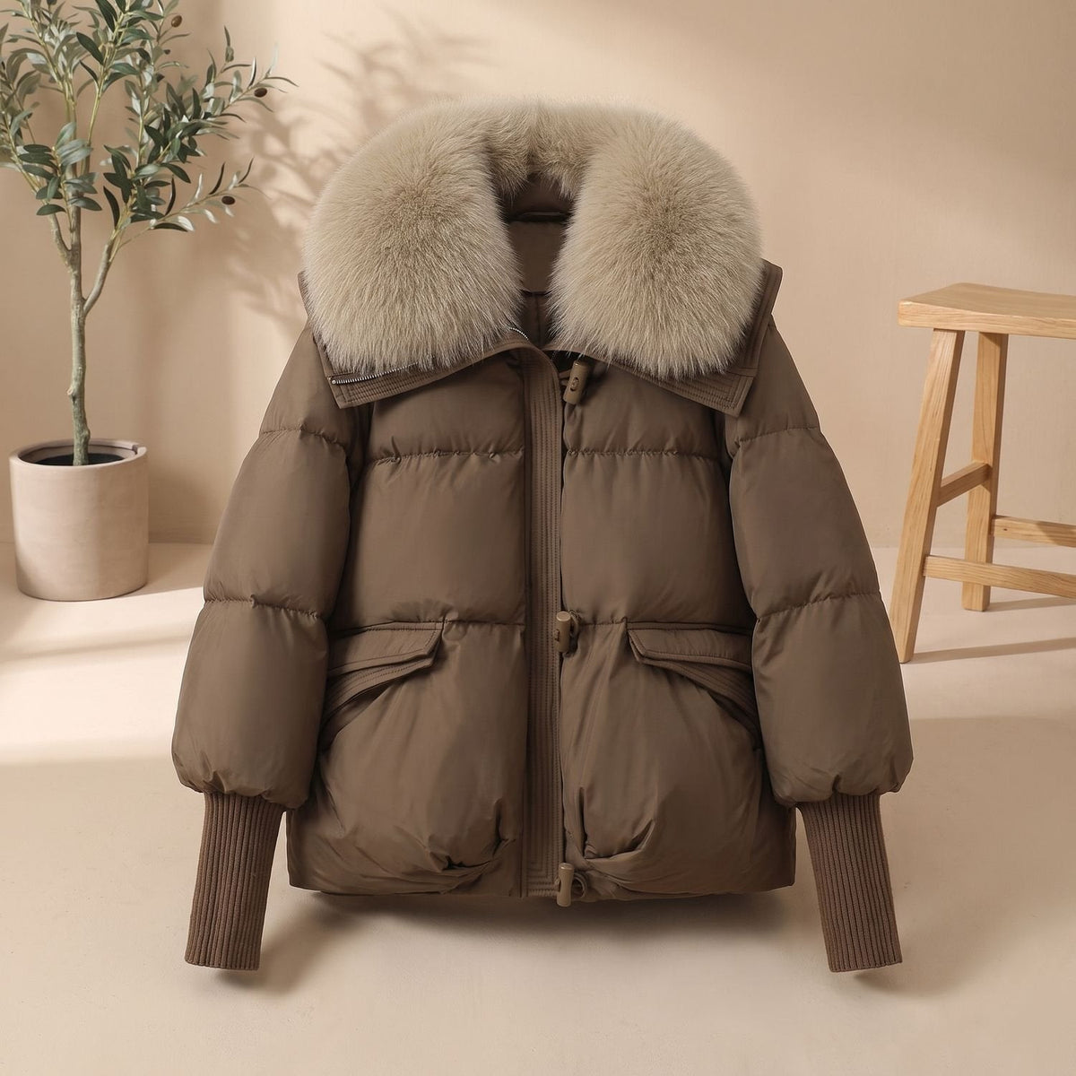 Winterjacke Damen leicht wattiert und kurz mit Kunstfellkragen