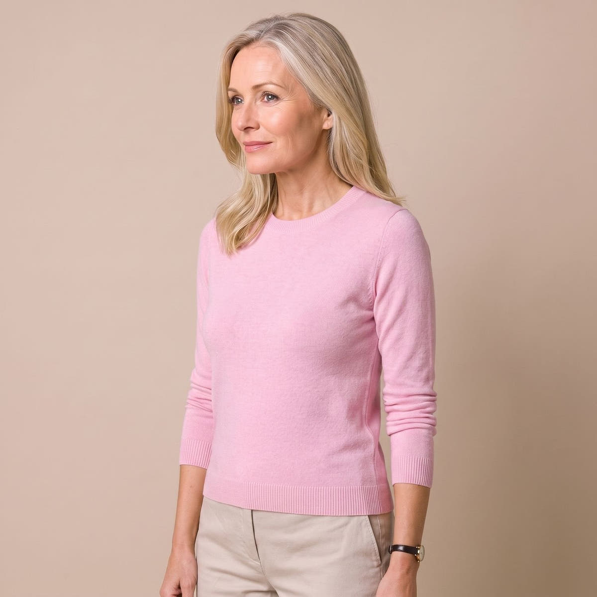 Wollpullover Damen aus weicher Wollmischung, figurbetont mit Rundhals