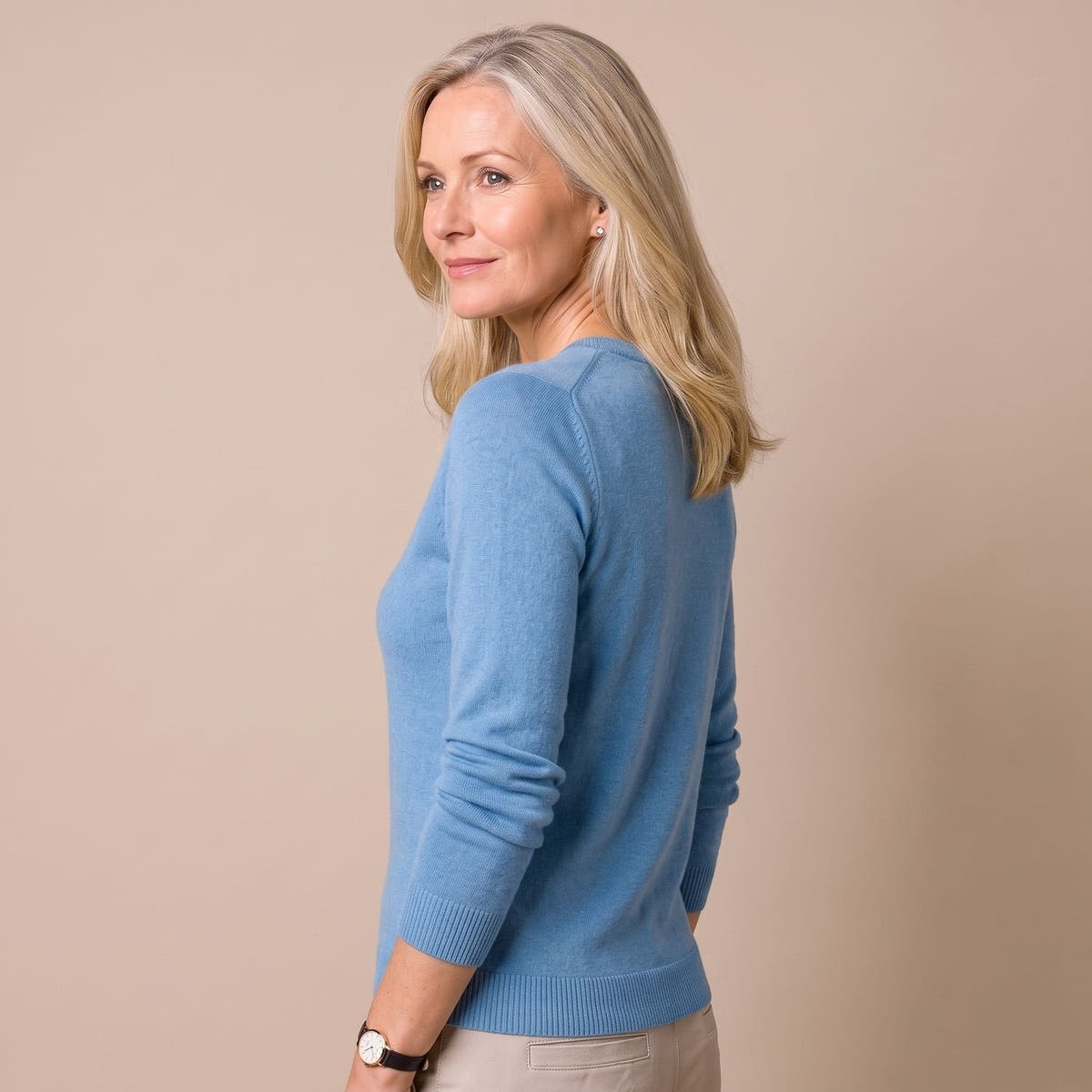 Wollpullover Damen aus weicher Wollmischung, figurbetont mit Rundhals