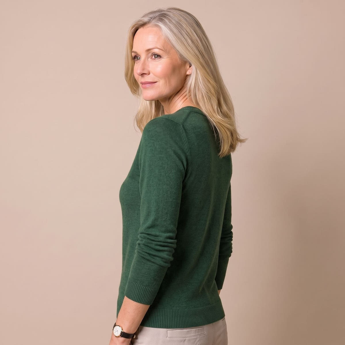 Wollpullover Damen aus weicher Wollmischung, figurbetont mit Rundhals